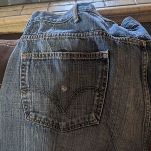 Levi's Relaxed and Straight